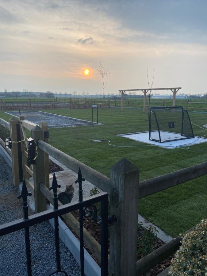 B&B 'T Hoveke Wingene Bagian luar foto
