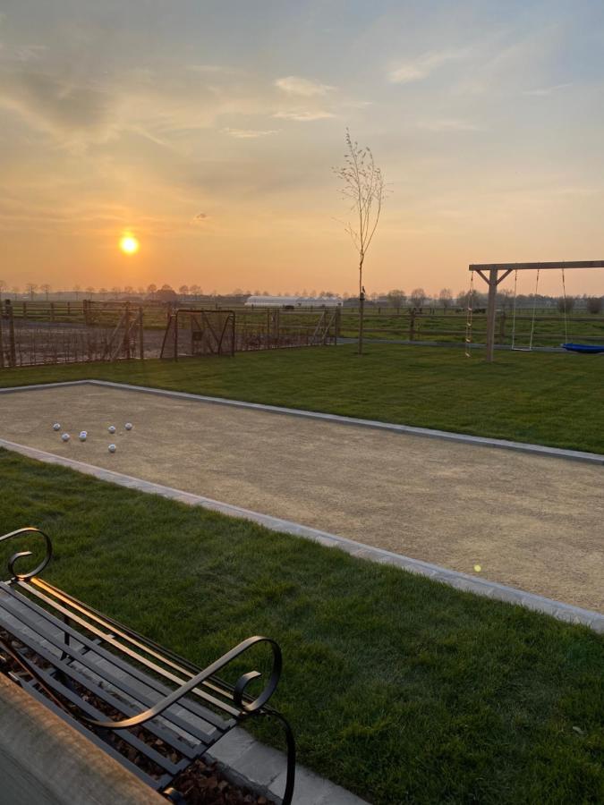B&B 'T Hoveke Wingene Bagian luar foto